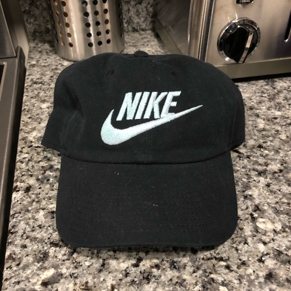 Nike Accessories - Nike Hat